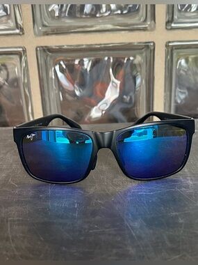 Maui Jim Black Frame Red Sands Sunglasses with Blue Mirrored Lenses